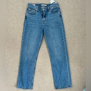 LEVI’s loose straight jean